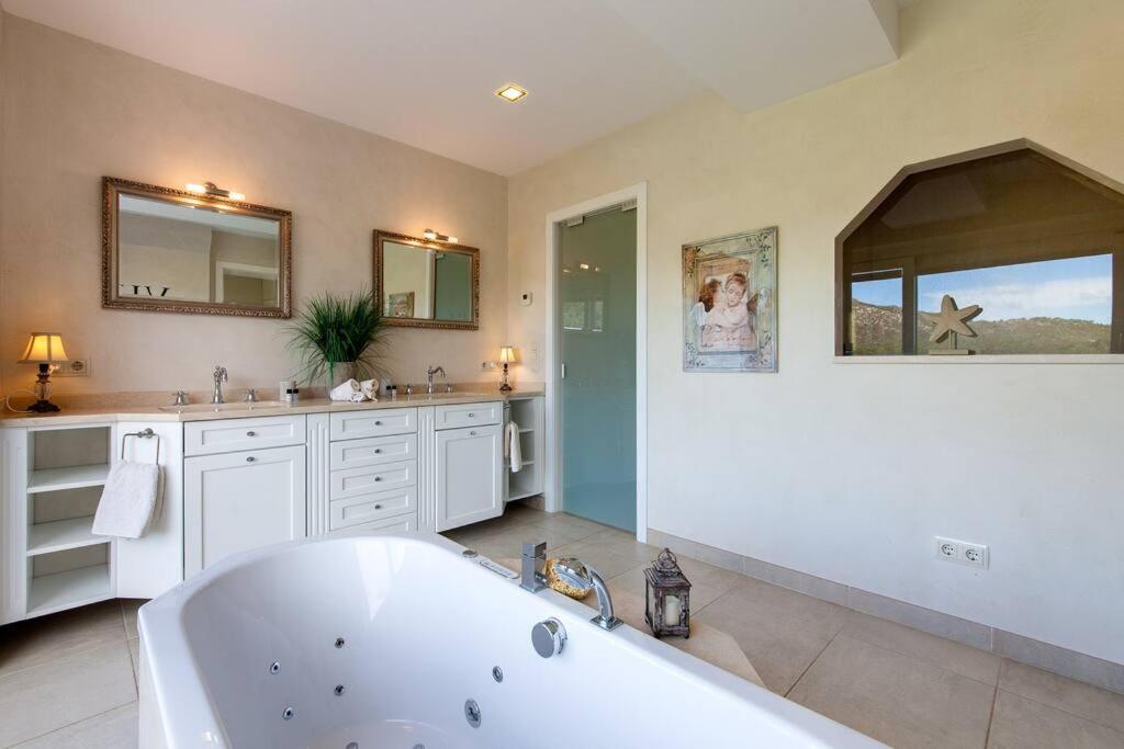 Finca Wellnatura Mit Sauna, Kamine, Badewanne Artá Dış mekan fotoğraf